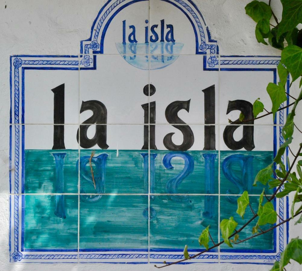 Luxury Apartment In La Isla, Walking Distance To Puerto Banus Marbella Eksteriør bilde