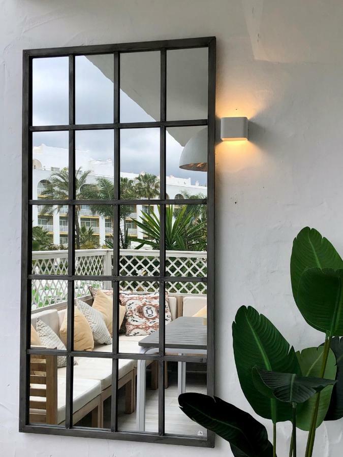 Luxury Apartment In La Isla, Walking Distance To Puerto Banus Marbella Eksteriør bilde