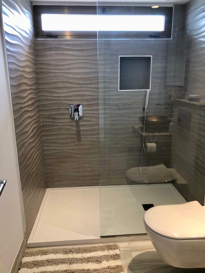 Luxury Apartment In La Isla, Walking Distance To Puerto Banus Marbella Eksteriør bilde