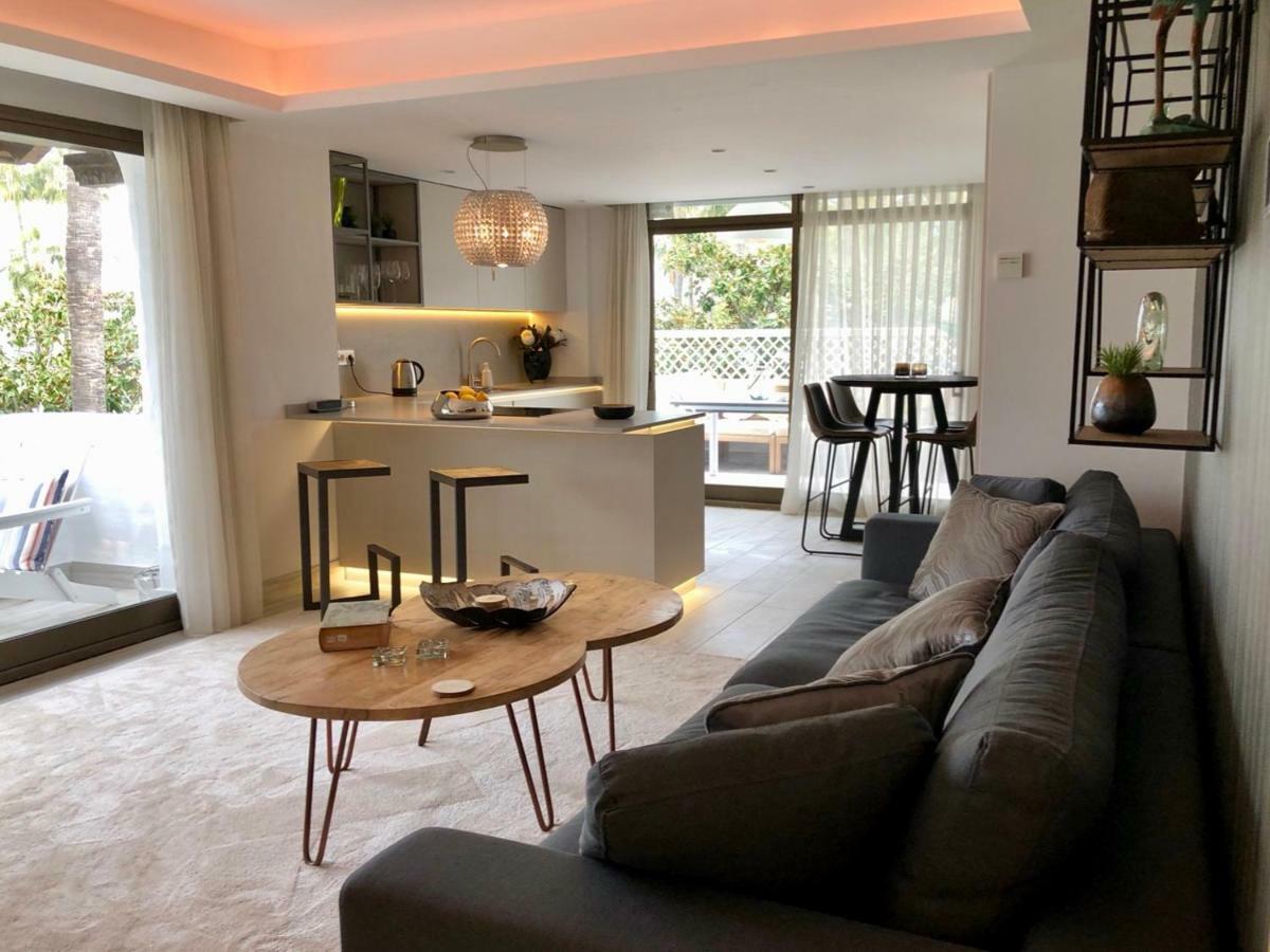 Luxury Apartment In La Isla, Walking Distance To Puerto Banus Marbella Eksteriør bilde